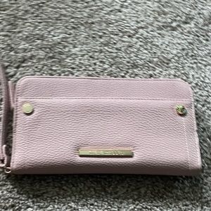 Steven MaddenWristlet